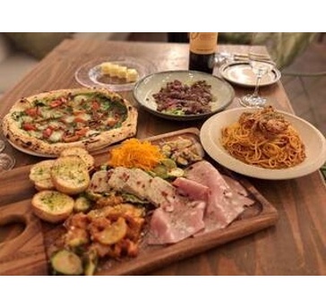 【懇親会・歓送迎会】旬の食材中心のシーズナルプラン♪120分飲み放題付き!こだわり前菜・ピッツァ・パスタ・メイン・ドルチェまで楽しめてボリューム満点◎パーティーや貸切りなど集まりにも利用におすすめ♪
