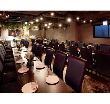 ELLE HALL Dining