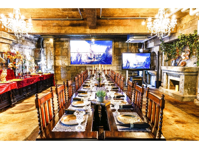 セミナーや会議後のパーティーにも対応可能！専属シェフが考案した料理を専属スタッフが提供します。刺激的な空間とお料理でいつもよりコミュニケーションが活性化！