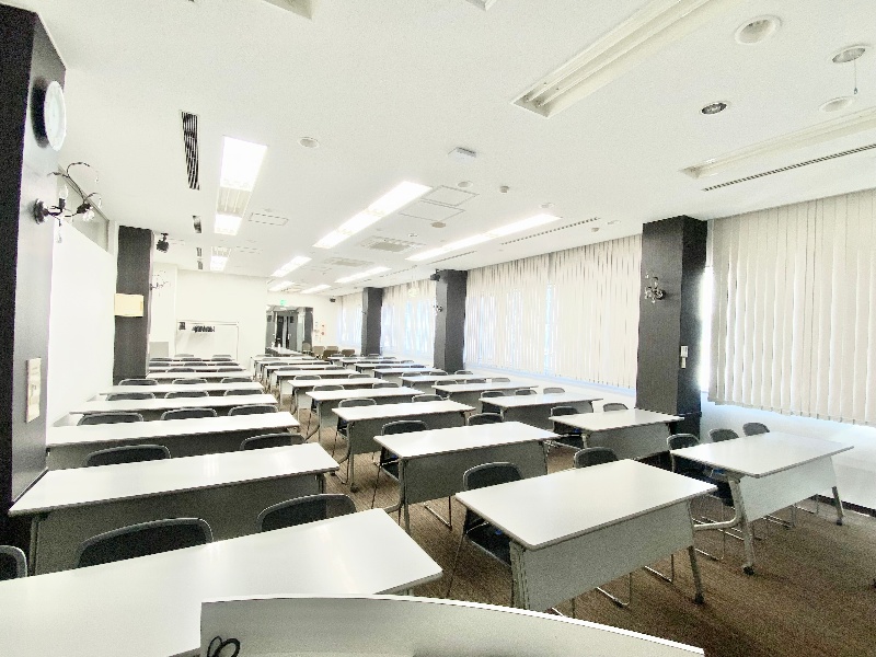【多目的ホール】スクールスタイル