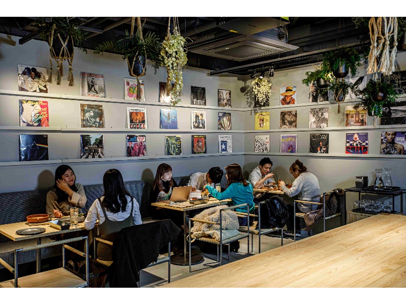 店内貸切
立食～40名様、着席～30名様までご案内可能です