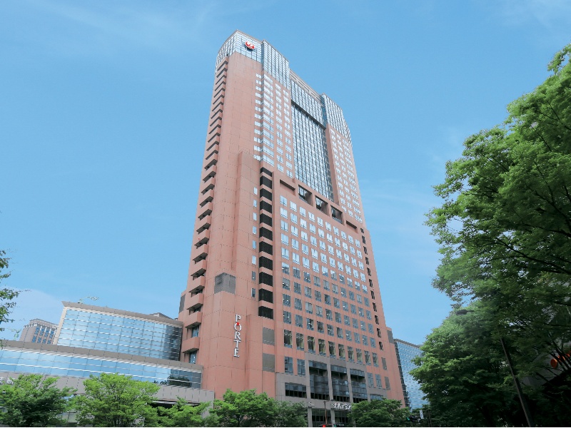 JR「金沢駅」より地下道直結で、雨の日でも濡れずにホテル内までご移動が可能。