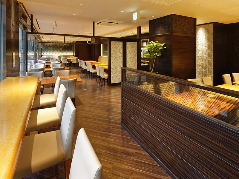 Ｂ１「Restaurant Garden」：店内
広々としたモダンな店内、お客様の用途に合わせてレイアウトを変更してご利用いただけます。