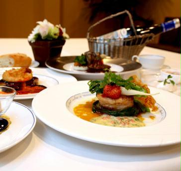 ラロシェル　パーティープラン　ディナー