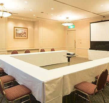 インターネット限定　会議室プラン【小会議室：69㎡】