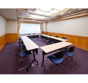 E会議室