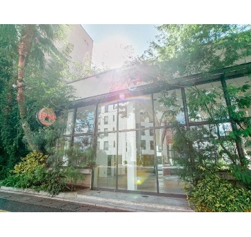 THE GARDEN GALLERY