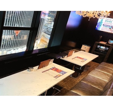 ダイニングダーツバーＢｅｅ 有楽町店