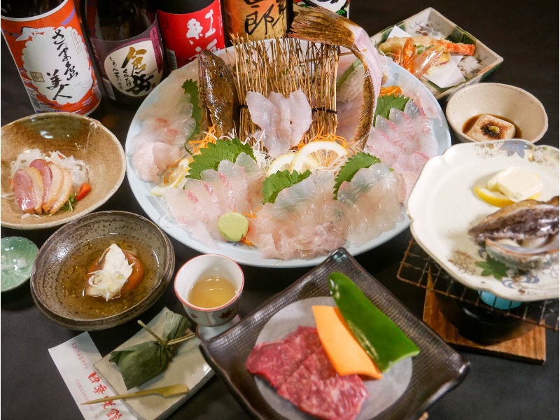 あわび踊り焼・平目姿造り会席・くまもと味彩牛ステーキ