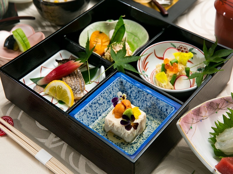 松花堂弁当