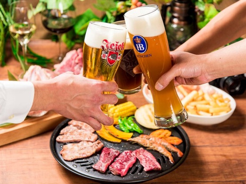 素材にこだわった鉄板料理と本格ビール