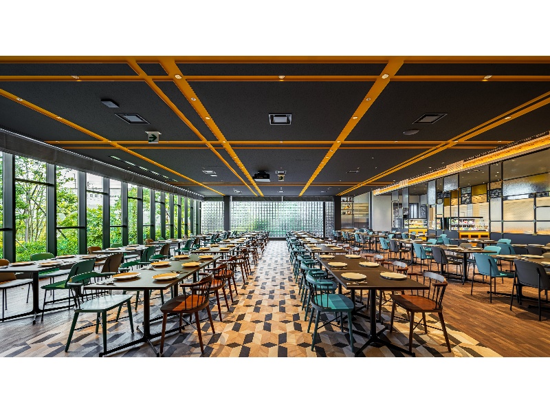 【The Garden Hall】
50名～200名
当館のメインホール