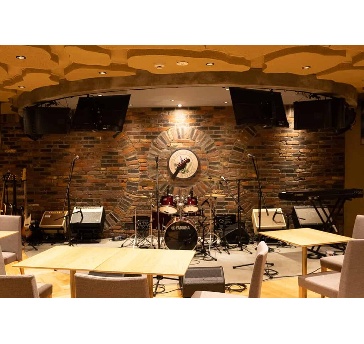 Dining & Music BAR 音STAGE