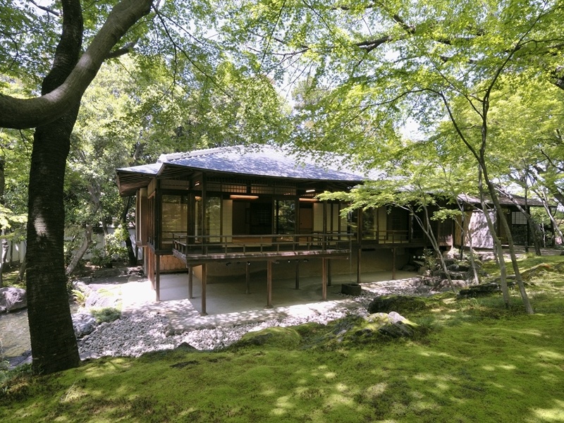 御幸の間外観。建築家・堀口捨己博士設計。昭和天皇皇后ご夫妻ご宿泊、数寄屋造り建築としても有名。