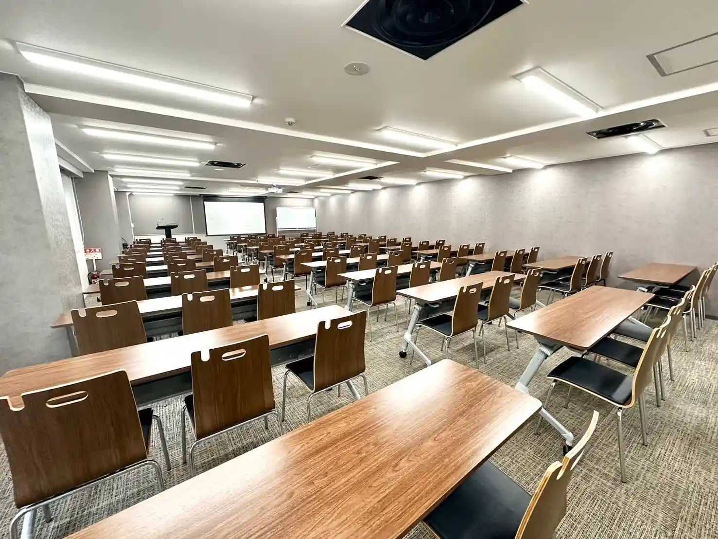 スクール形式 - TIME SHARING 新宿5Aの写真