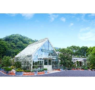 GLASS HOUSE（外観）