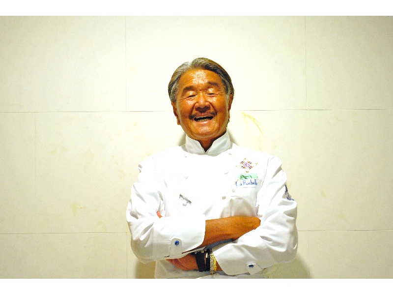 テレビ番組「料理の鉄人」で最強フレンチの鉄人の称号を得た＂ムッシュ＂こと坂井宏行オーナーシェフ。