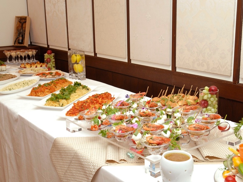 【料理一例】
ひと皿ひと皿に真心を込めてご用意