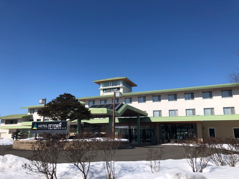 自家源泉の温泉と、十勝・北海道産食材にこだわった料理が自慢です。