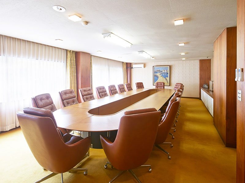 【2号会議室】少人数での会議にどうぞ。(※現在使用停止)