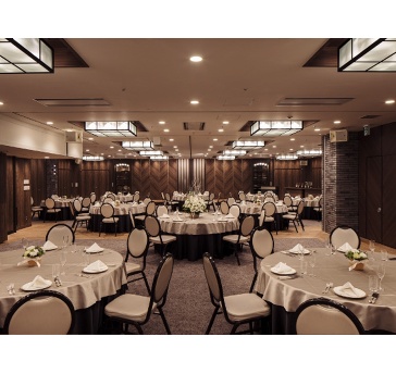大宴会場 TRINITY トリニティ