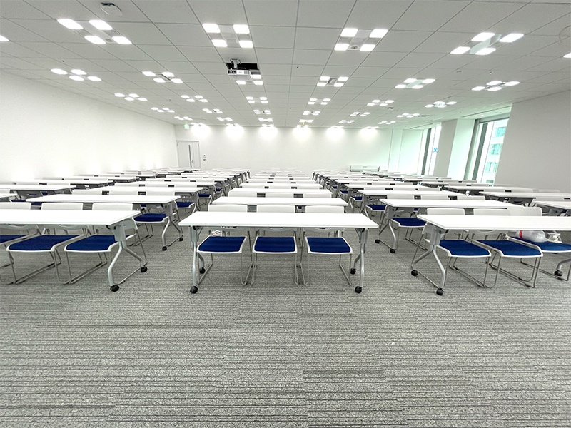 おすすめ用途：セミナー、イベント会場、展示会、学会、懇親会、社員研修、試験会場 等