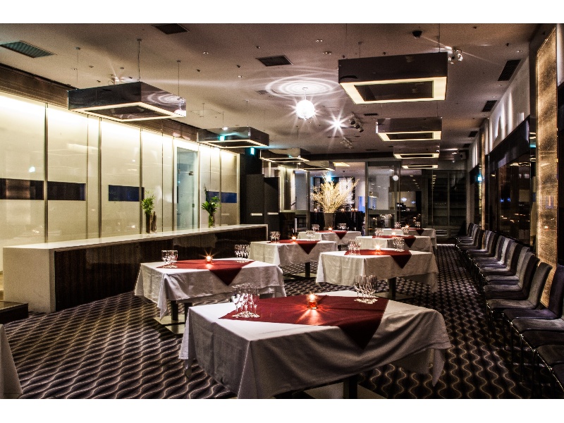 【グランデプラン】皆様の集まりを華やかに演出する2.5時間貸切プラン★乾杯スパークリング付き★お料理8品ボリューム重視コース／フリードリンク／会場使用料込み！