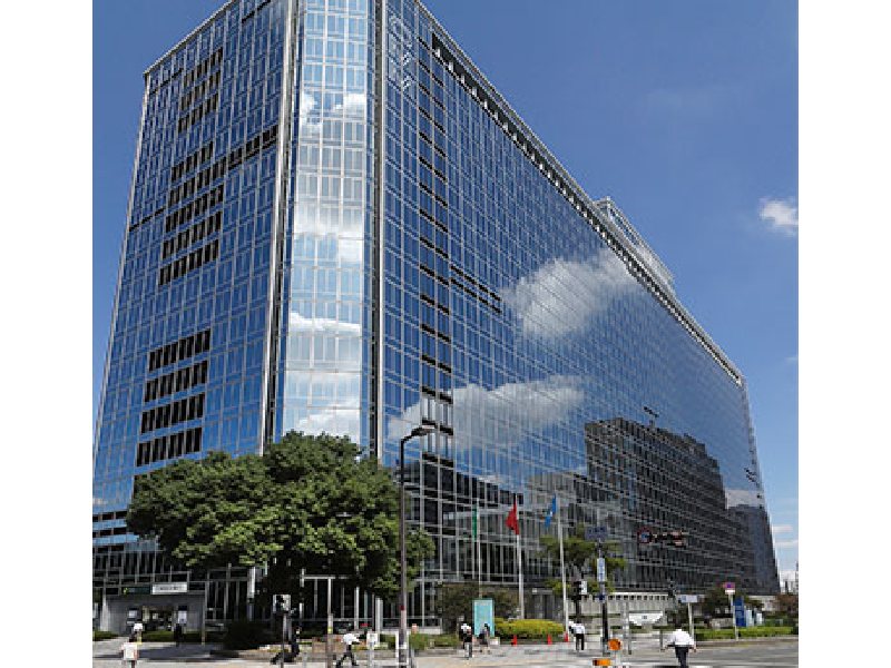 【外観】天満橋駅のランドマークビル“OMM”