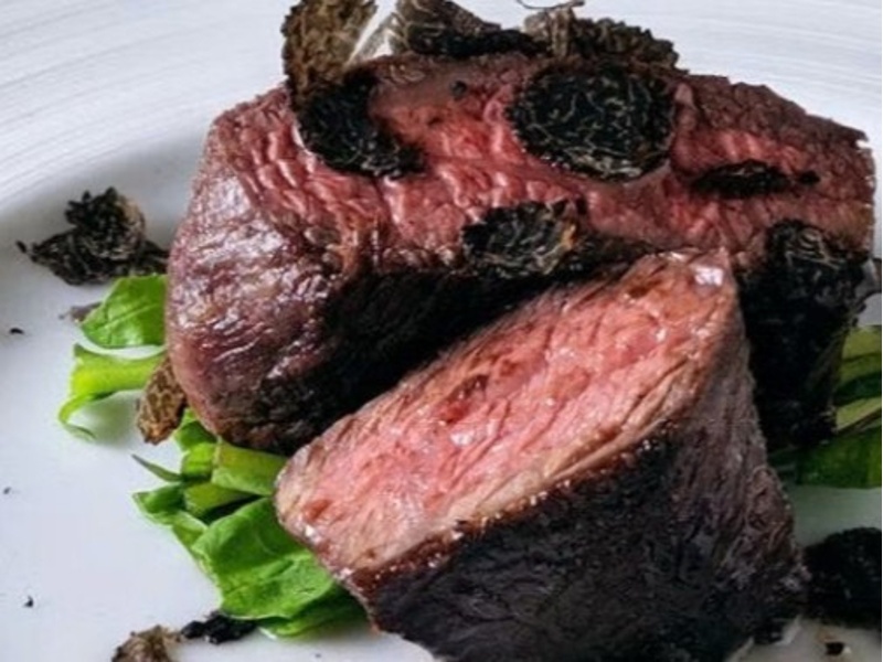 [季節食材を集めたスペシャルコース]　8,500円　お食事のみのコース