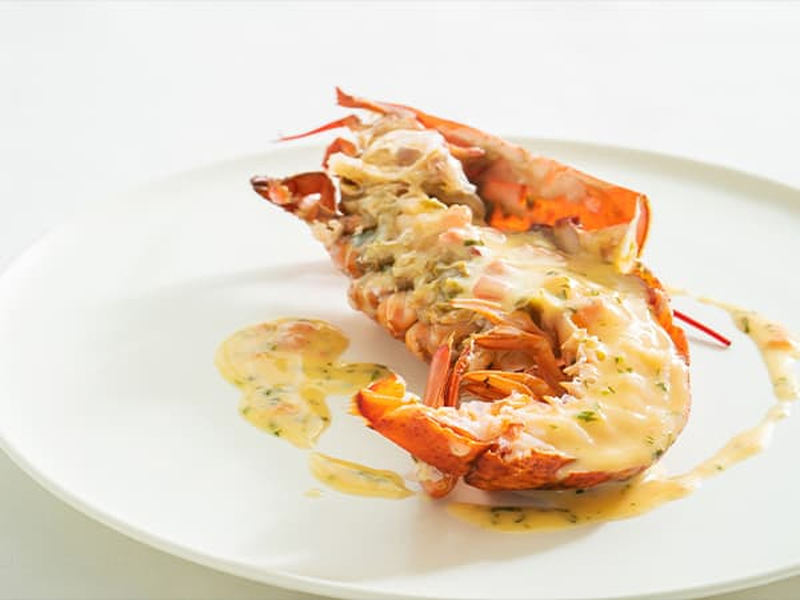 Menu Pranzo Speciale オマール海老とあか牛炭火焼のランチコース
