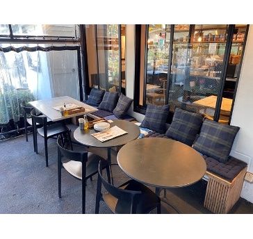 UPMARKET PIZZA&CAFE