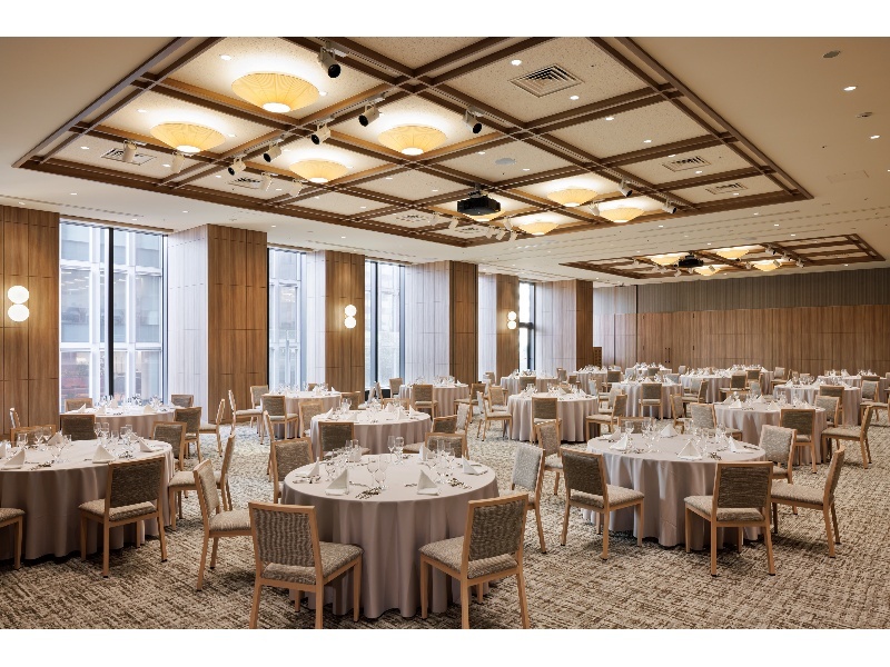 THE BALLROOM（大宴会場 40〜200名様）