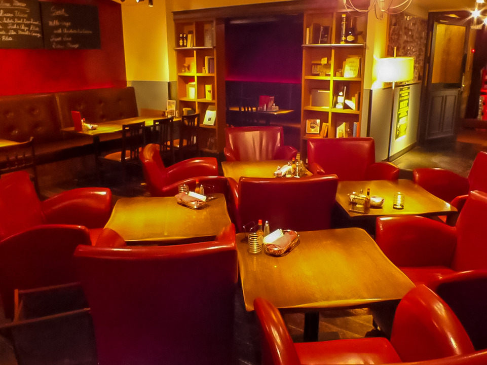 GASTRO-PUB COOPERS 丸の内二丁目店