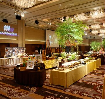 【富士】
正餐450/立食700/スクール480/シアター800