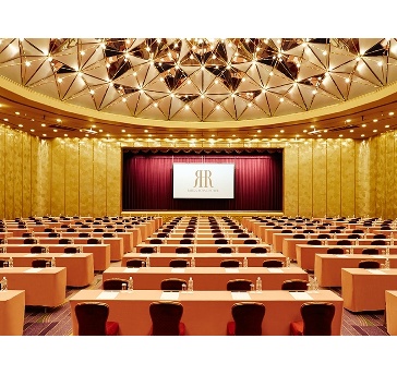ロイヤルホール