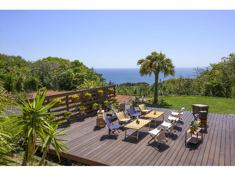 大型ウッドデッキ【OceanView】
7ｍ×7ｍの大型ウッドデッキになります。