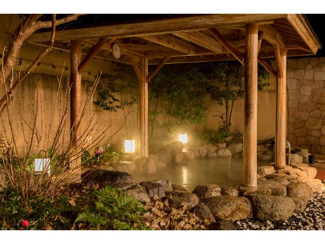 京都では貴重な天然温泉。
会議での疲れをリフレッシュして、翌日をお迎えいただけます。