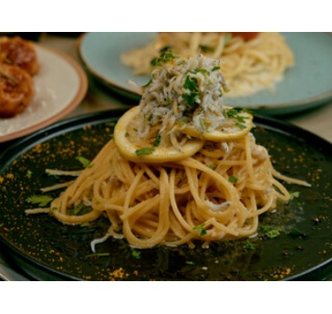 【アニバーサリープレート+記念撮影付き】選べるパスタorリゾットランチ限定コース　食後のコーヒー・紅茶