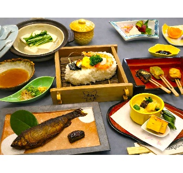 【忘年会・歓送迎会・同窓会・宴会・企業パーティープラン】◇ 春限定（4月～5月）◇ 夕食コース：夜の川床料理