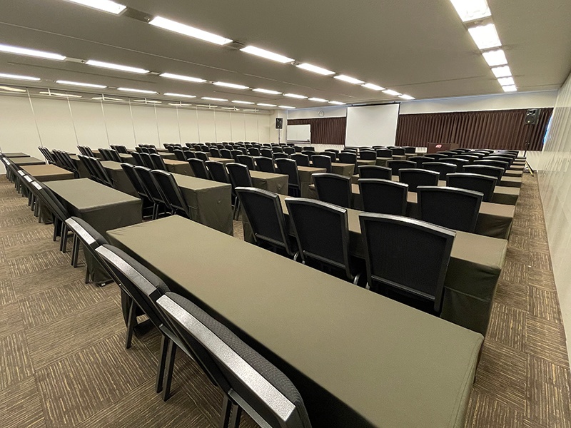 ホール21B