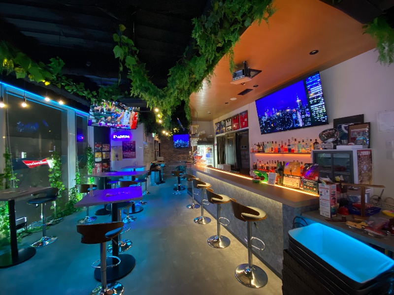 Sports Bar STADIUM（スタジアム）