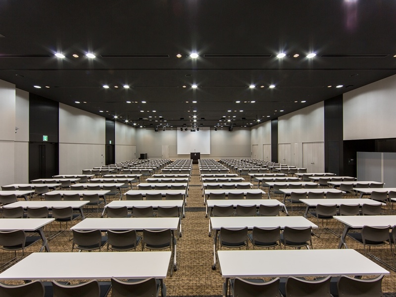 HALL 全体