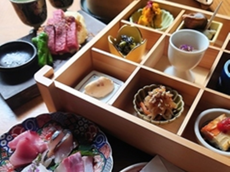 【贅沢コース】広島牛ステーキ・お造り・惣菜含む全8品120分飲み放題付♪歓送迎会・同窓会などパーティーに最適！