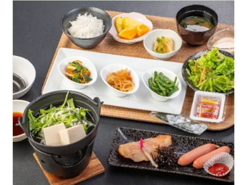 朝食