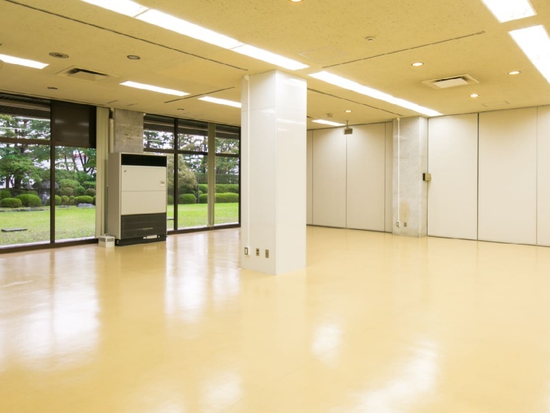 ホール