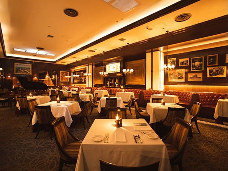 AKARENGA STEAK HOUSE