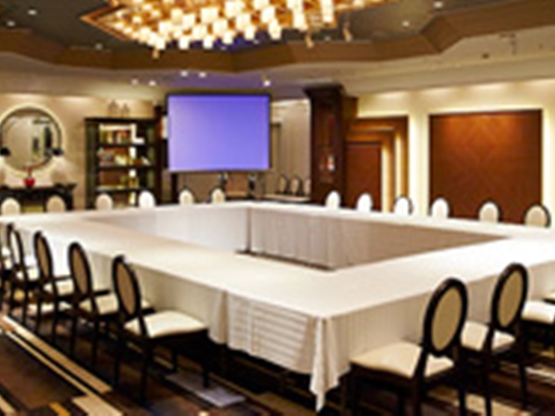 B1F　ルビー