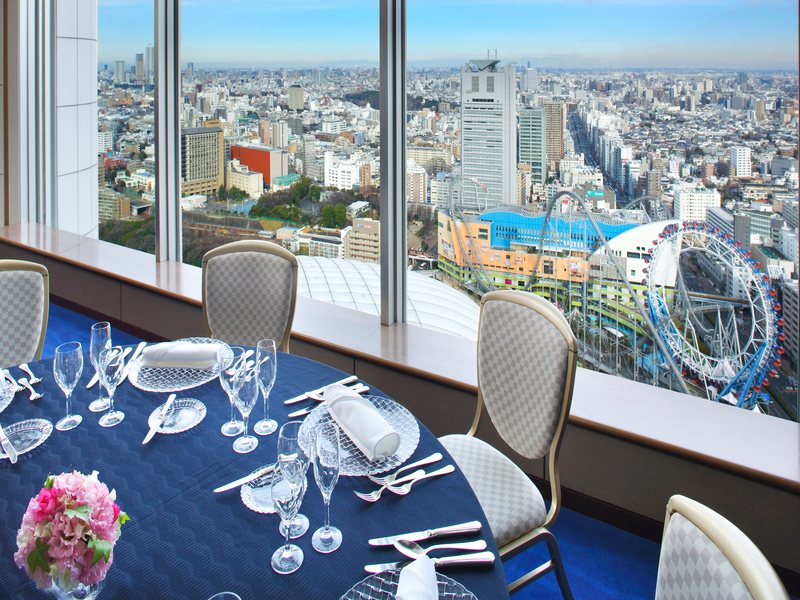 『オリオン』　着席正餐イメージ