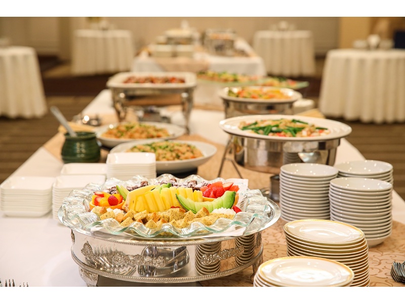 夏の会食プラン　9,000円ブッフェ