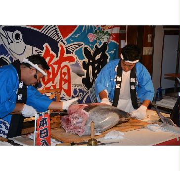 マグロ解体ショークルージングパーティ―プラン